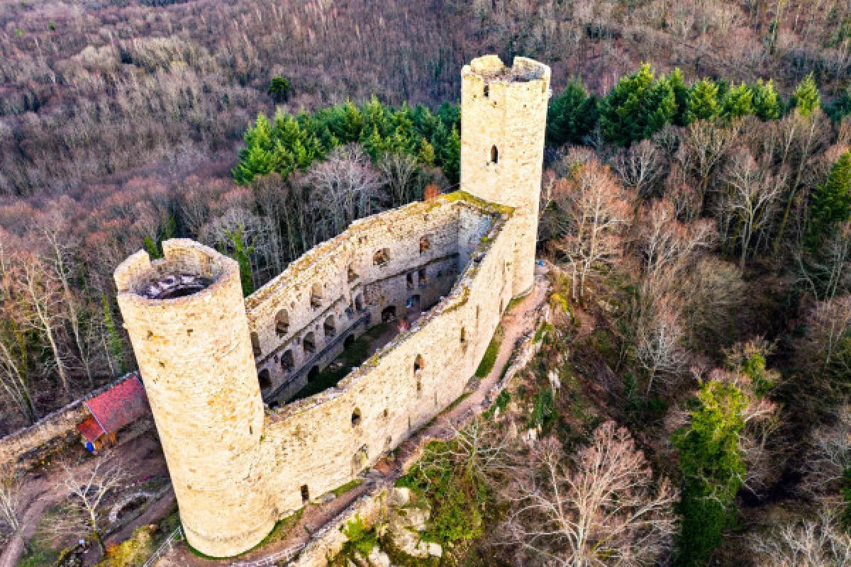 CHASSE AUX TRÉSORS À ANDLAU (À PIED) - Exploregion