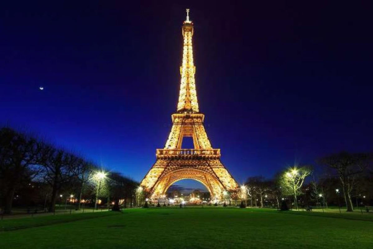 TOUR PARIS BY NIGHT CLASSIQUE 2h - Exploregion