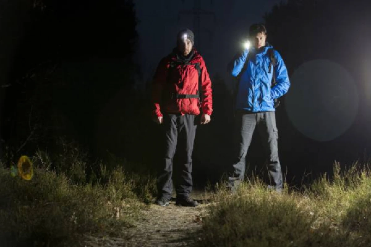 Ticket Groupe: Randonnée de la pleine lune - Exploregion