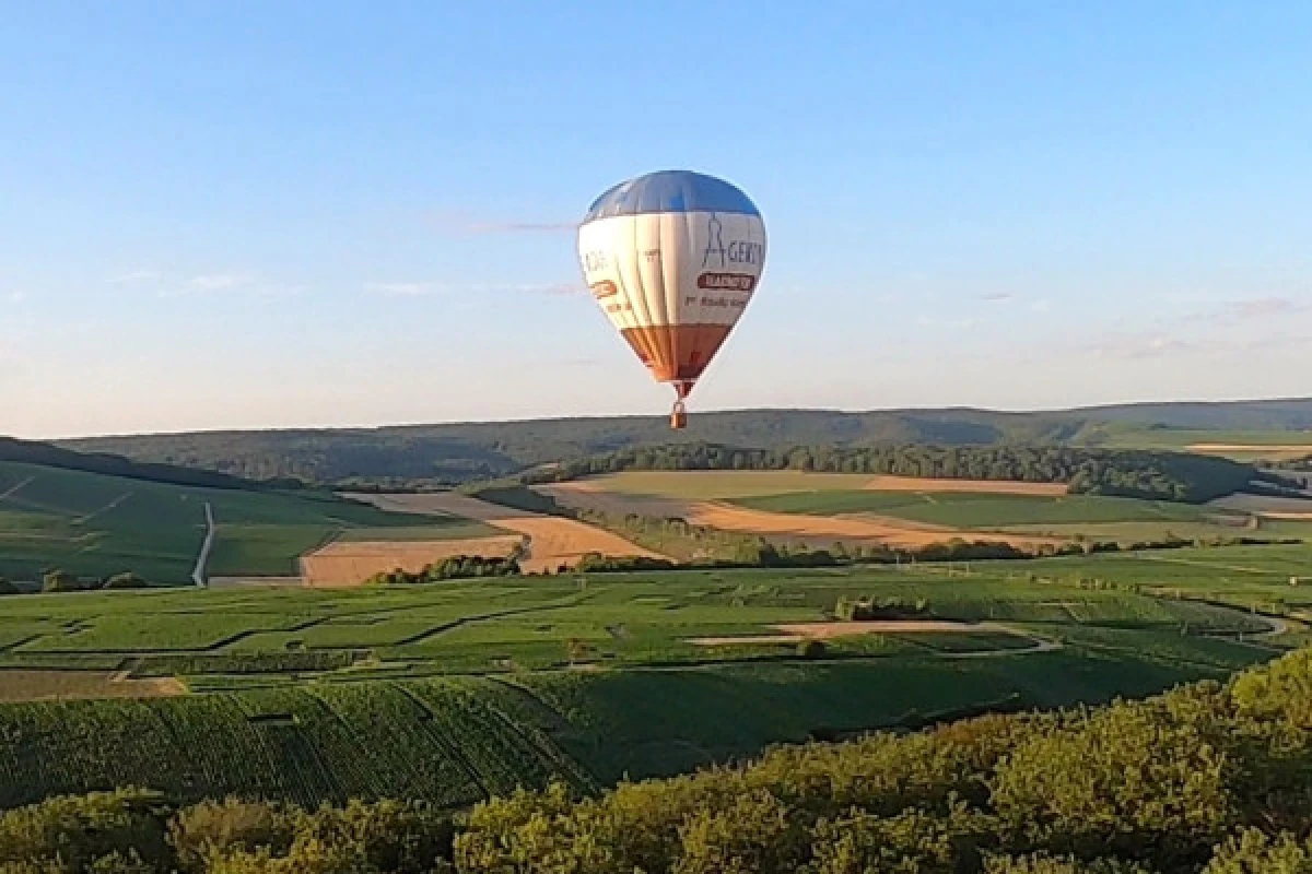 Vol Montgolfière - Maison Cuillier - De Sloovere (à Pouillon) - Exploregion